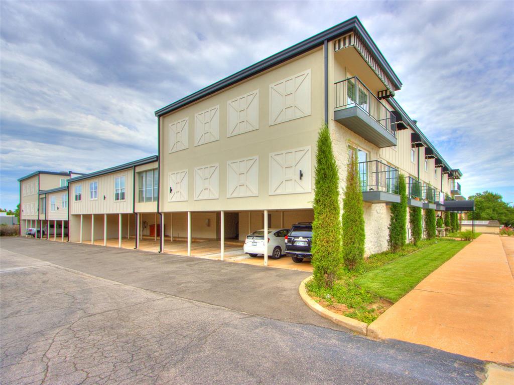 Homes for sale in Nichols Hills, OK | 1110 Sherwood Ln #211, Nichols Hills, OK 73116 | MLS# 1232033