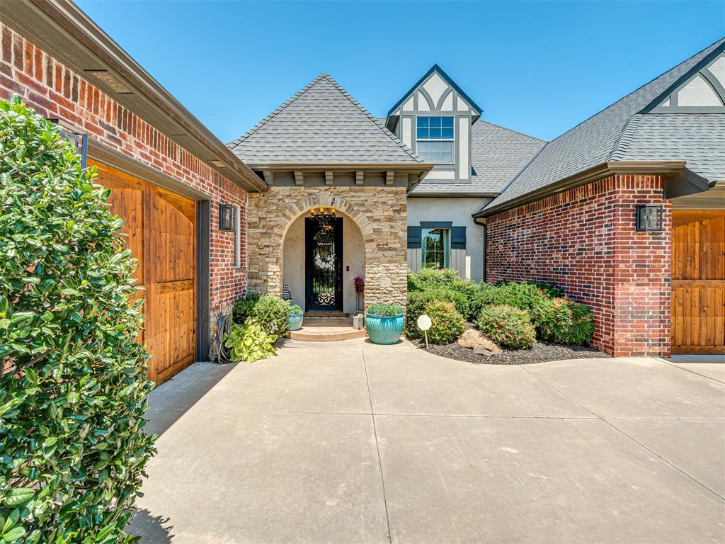 3rd image of 2709 Stetson Dr, Edmond, OK 73034 | MLS# 1232399
