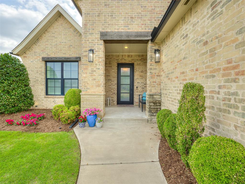 Homes for sale in Yukon, OK | 2312 Stone Mill Ct, Yukon, OK 73099 | MLS# 1232597