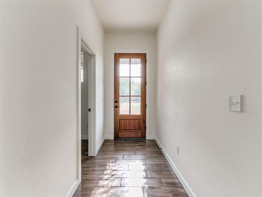 3rd image of 13994 Breezy Ln, Shawnee, OK 74804 | MLS# 1233247