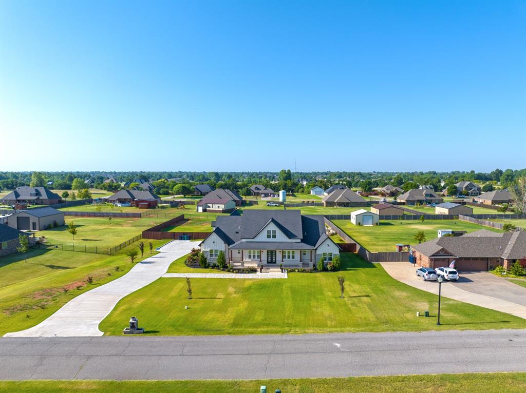2nd image of 12716 Sw 53rd St, Mustang, OK 73064 | MLS# 1234975