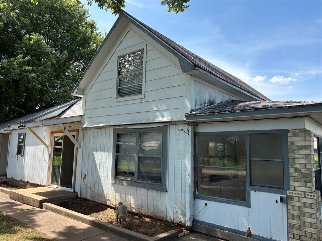 2nd image of 513 11th St, Pawnee, OK 74058 | MLS# 1235112