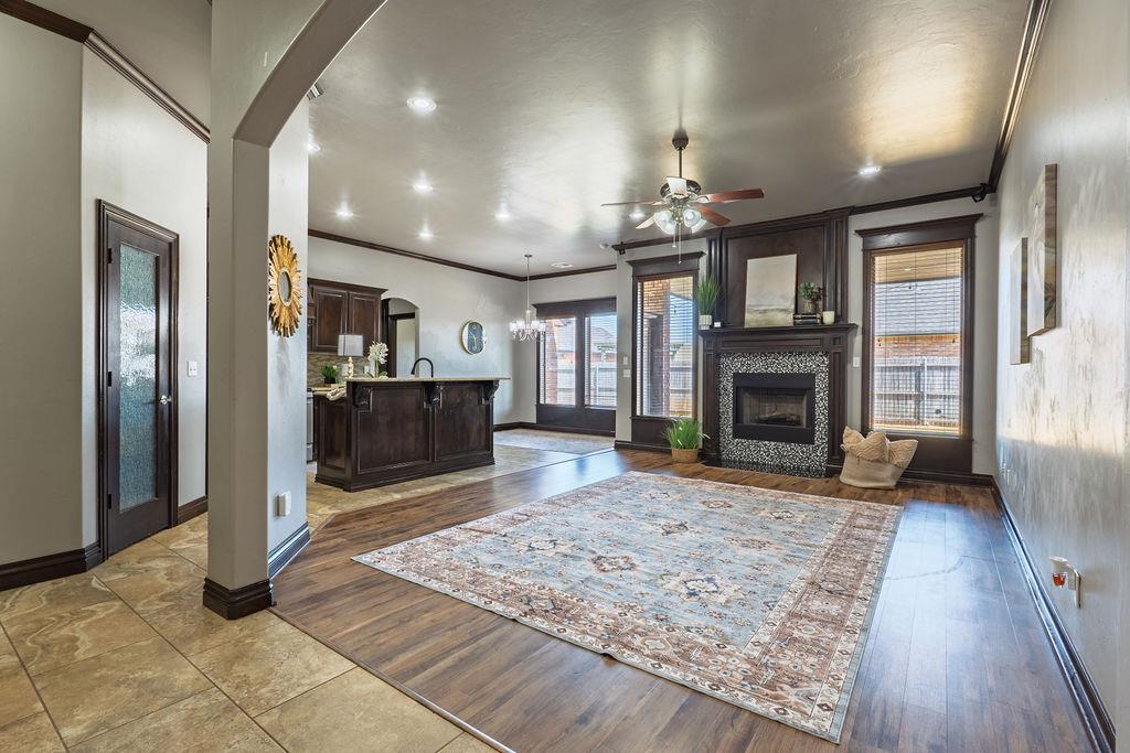 4th image of 1950 Timber Dale Dr, Shawnee, OK 74804 | MLS# 1236346