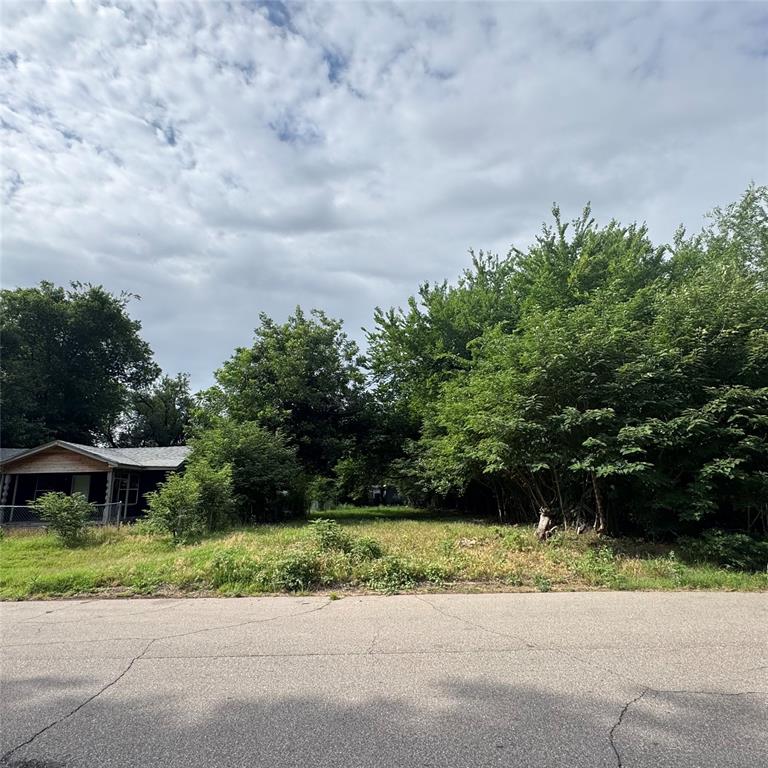 1st image of Sw 11th & Drexel, Oklahoma City, OK 73109 | MLS# 1236861