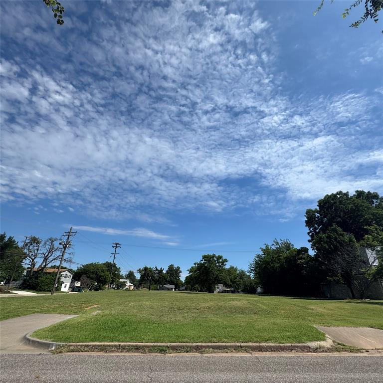 1st image of 1731 Nw 28th St, Oklahoma City, OK 73106 | MLS# 1236956