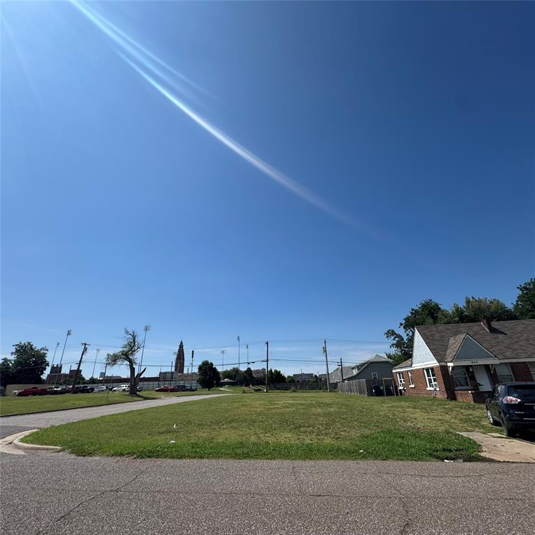 1st image of 1900 Nw 28th St, Oklahoma City, OK 73106 | MLS# 1236959