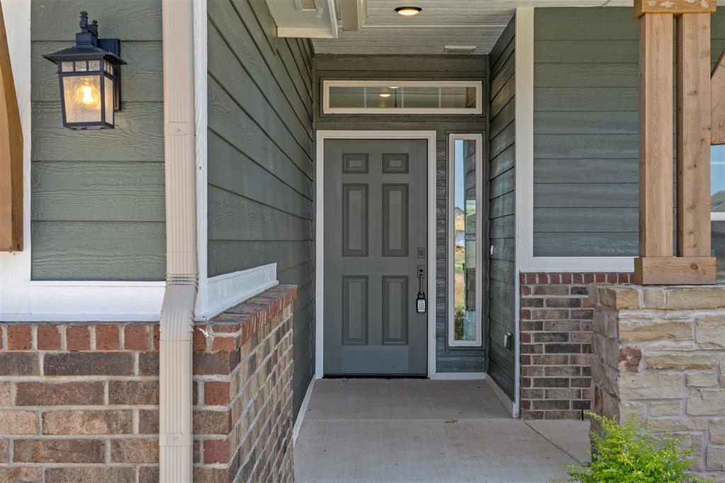 3rd image of 1424 Sw 159Th St, Oklahoma City, OK 73170 | MLS# 1237483
