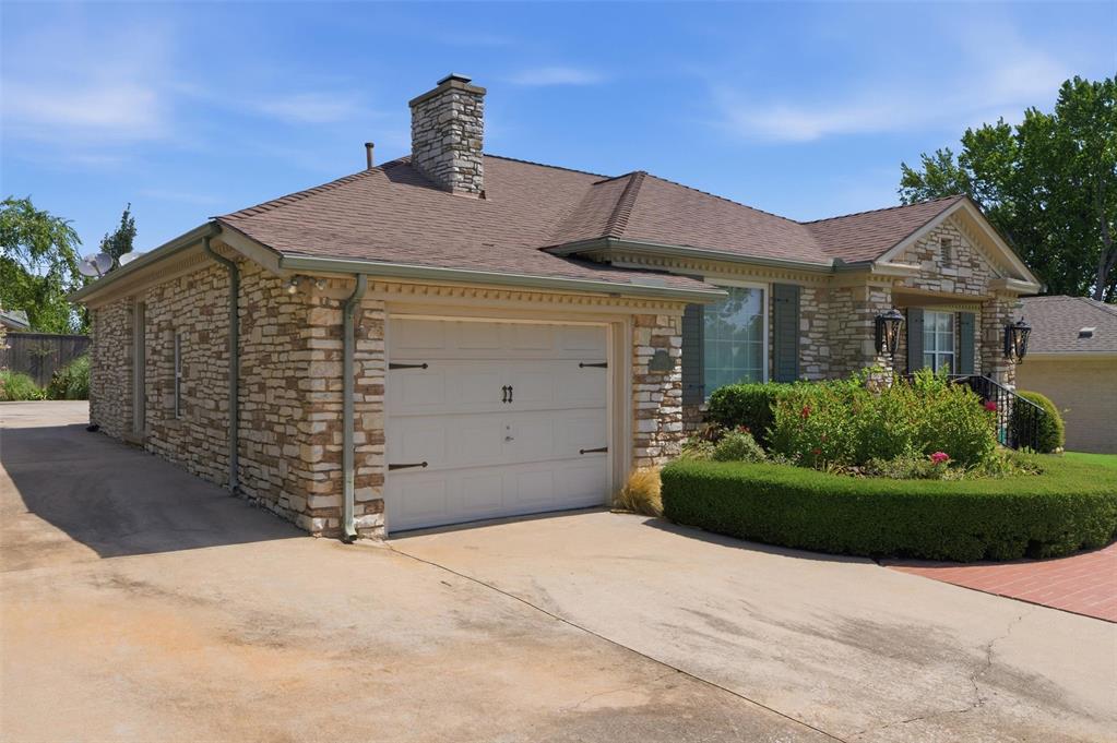 Homes for sale in Nichols Hills, OK | 1205 Marlboro Ln, Nichols Hills, OK 73116 | MLS# 1238766