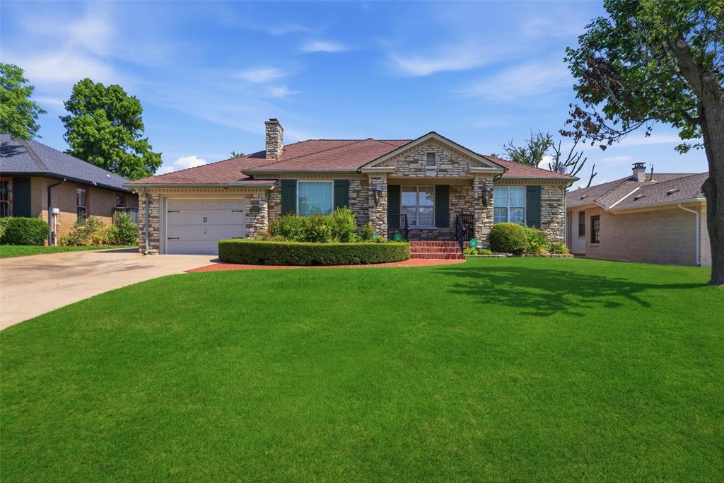 Homes for sale in Nichols Hills, OK | 1205 Marlboro Ln, Nichols Hills, OK 73116 | MLS# 1238766
