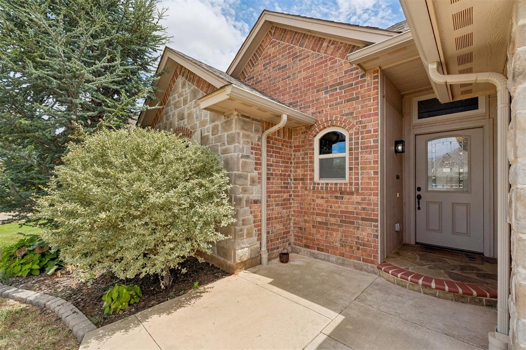 3rd image of 3312 Nw 160Th St, Edmond, OK 73013 | MLS# 1238804