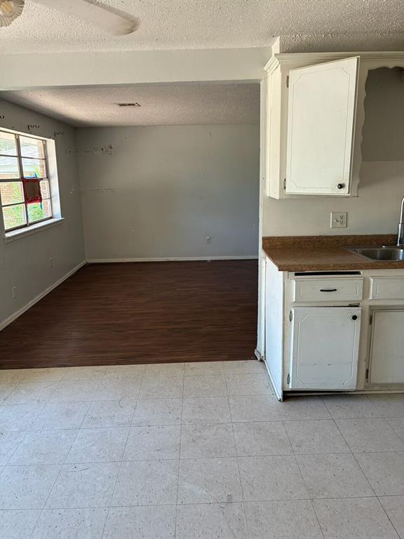 3rd image of 337 Nw 87Th St, Oklahoma City, OK 73114 | MLS# 1238819