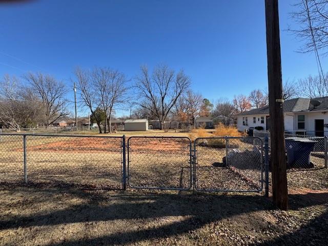 Homes for sale in Lindsay, OK | 406 Winona, Lindsay, OK 73052 | MLS# 1238866