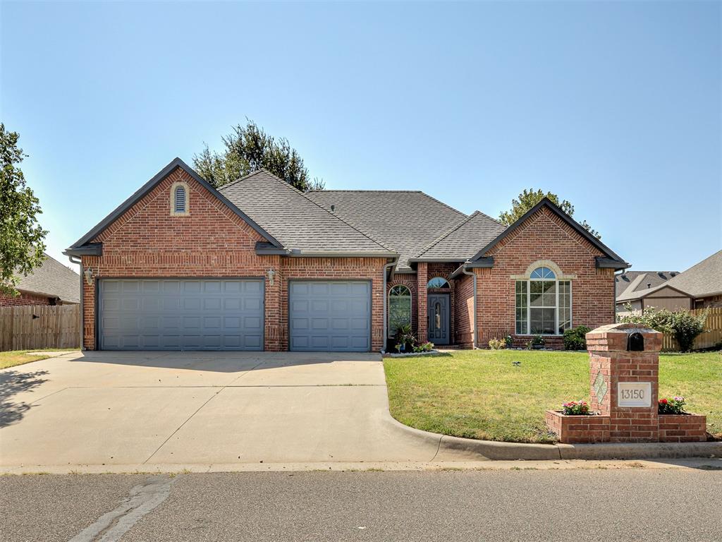 1st image of 13150 Red Oak Dr, Choctaw, OK 73020 | MLS# 1238935
