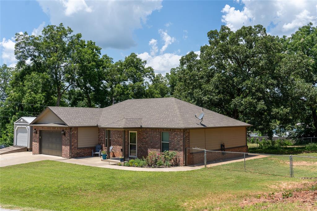Homes for sale in Bristow, OK | 407 E Carlos Ave, Bristow, OK 74010 | MLS# 1238941