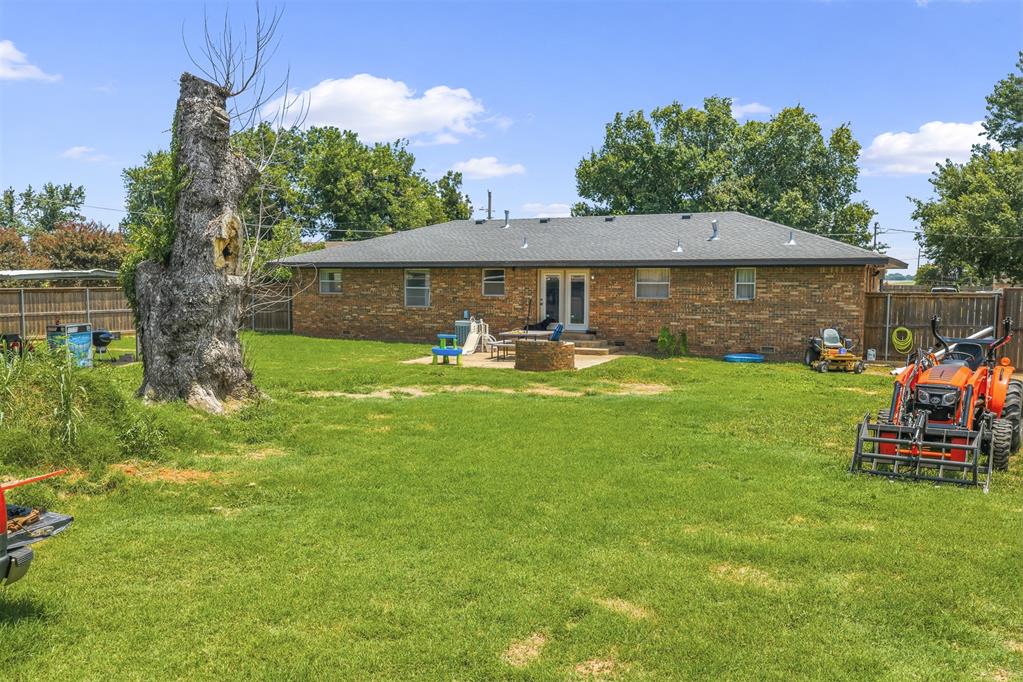 Homes for sale in Pauls Valley, OK | 515 S Kerr Ave, Pauls Valley, OK 73075 | MLS# 1238954