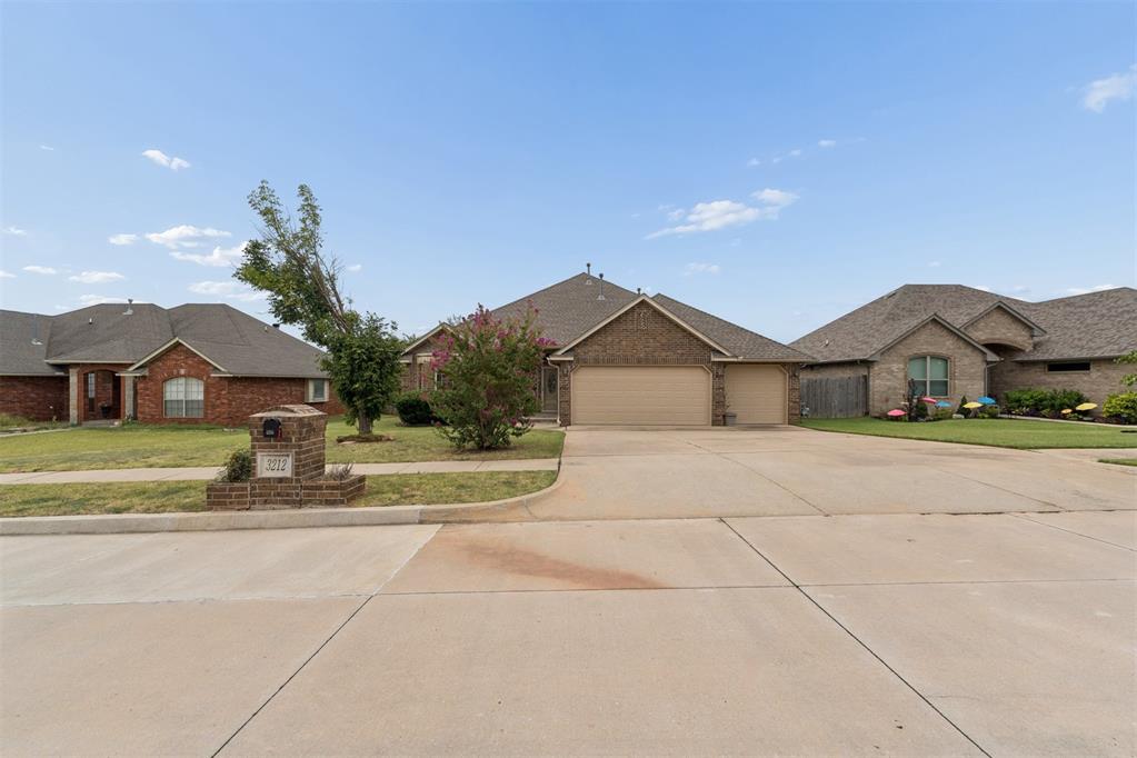 5th image of 3212 E Valley Mdw, Norman, OK 73071 | MLS# 1238967