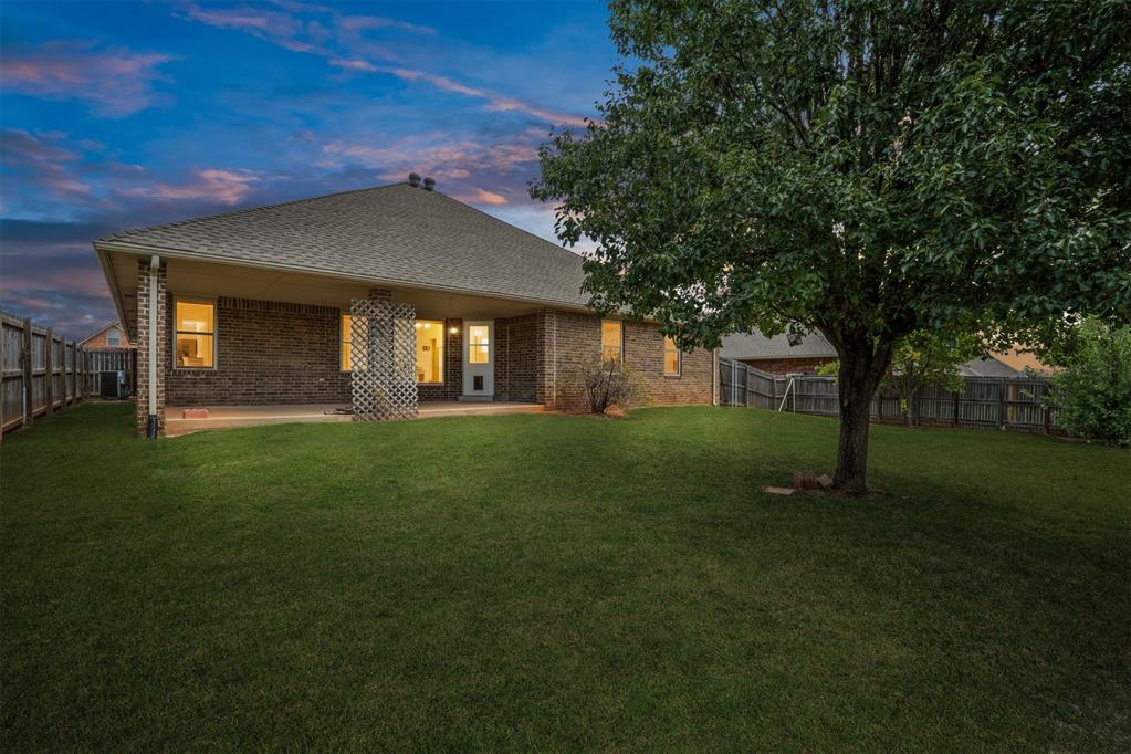 4th image of 3212 E Valley Mdw, Norman, OK 73071 | MLS# 1238967
