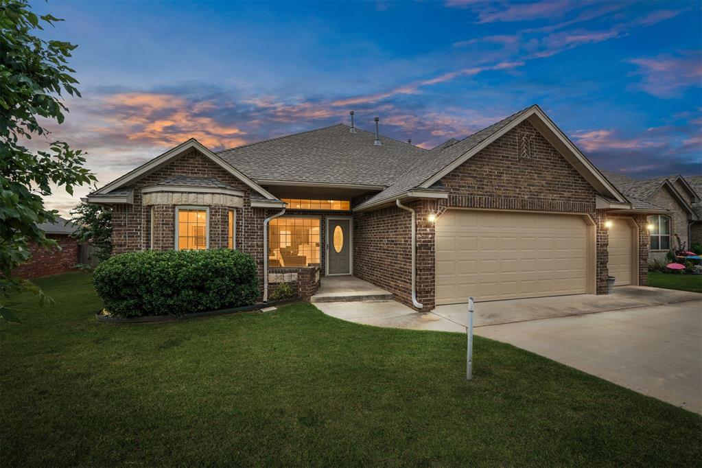 1st image of 3212 E Valley Mdw, Norman, OK 73071 | MLS# 1238967