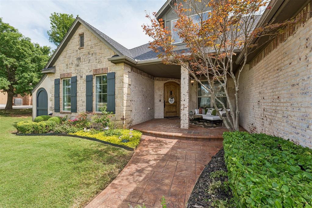 1st image of 416 Oak Summit Rd, Edmond, OK 73025 | MLS# 1239025