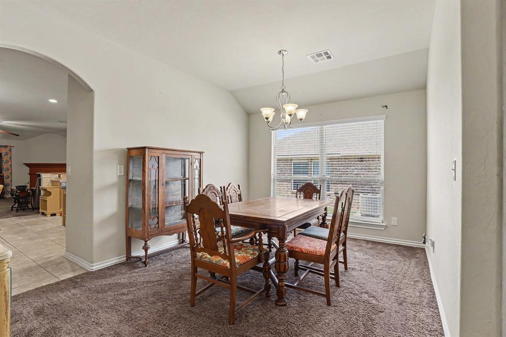 4th image of 9505 Timberwind Ln, Yukon, OK 73099 | MLS# 1239299