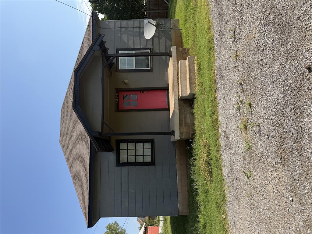 Homes for sale in Weatherford, OK | 520 W Tom Stafford St, Weatherford, OK 73096 | MLS# 1239495