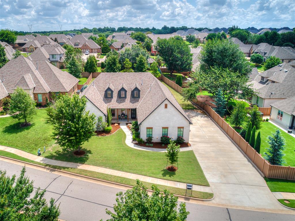 3rd image of 3124 Alpine Dr, Edmond, OK 73012 | MLS# 1239530