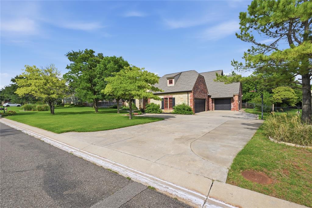 5th image of 3740 Redmont Tr, Edmond, OK 73034 | MLS# 1239670