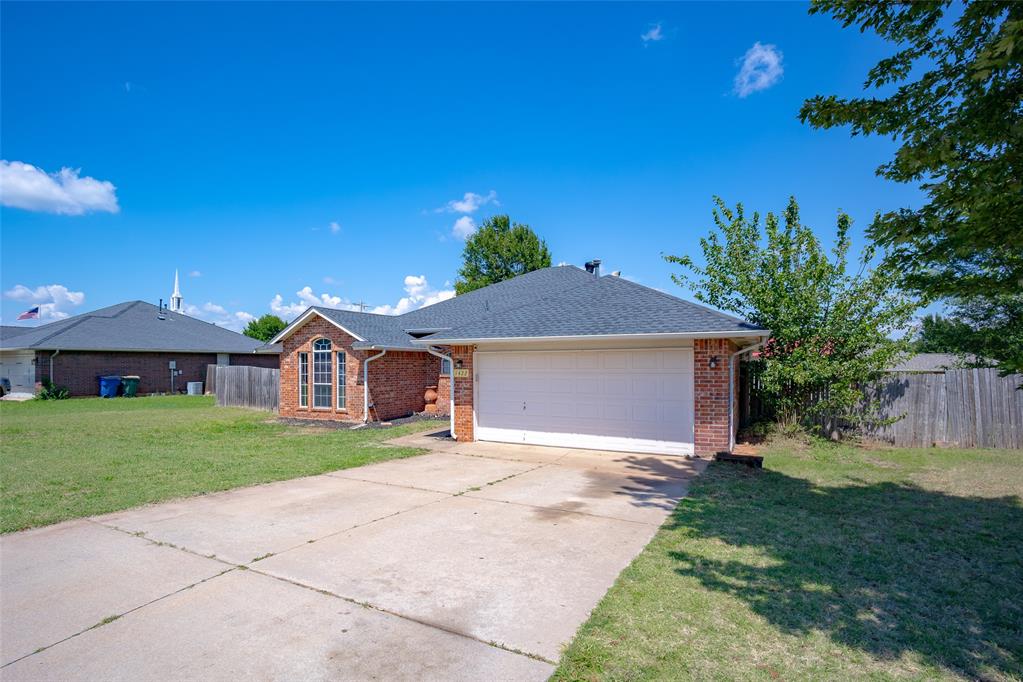 Homes for sale in Blanchard, OK | 1422 Cherokee Cir, Blanchard, OK 73010 | MLS# 1239682