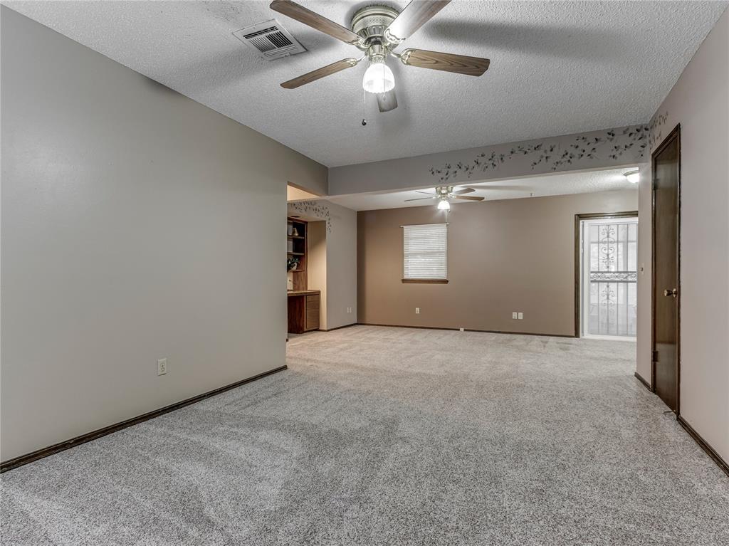 Homes for sale in Moore, OK | 1048 Nw 6Th Pl, Moore, OK 73160 | MLS# 1239715