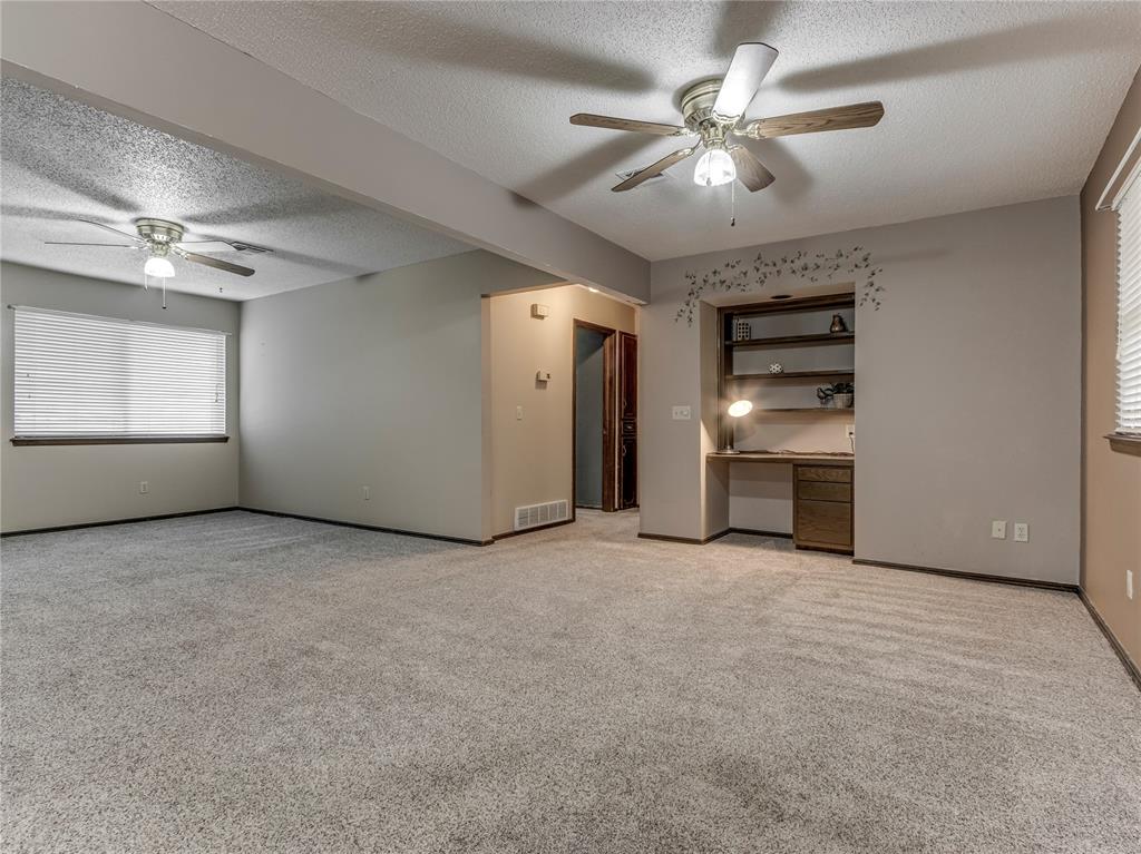 Homes for sale in Moore, OK | 1048 Nw 6Th Pl, Moore, OK 73160 | MLS# 1239715