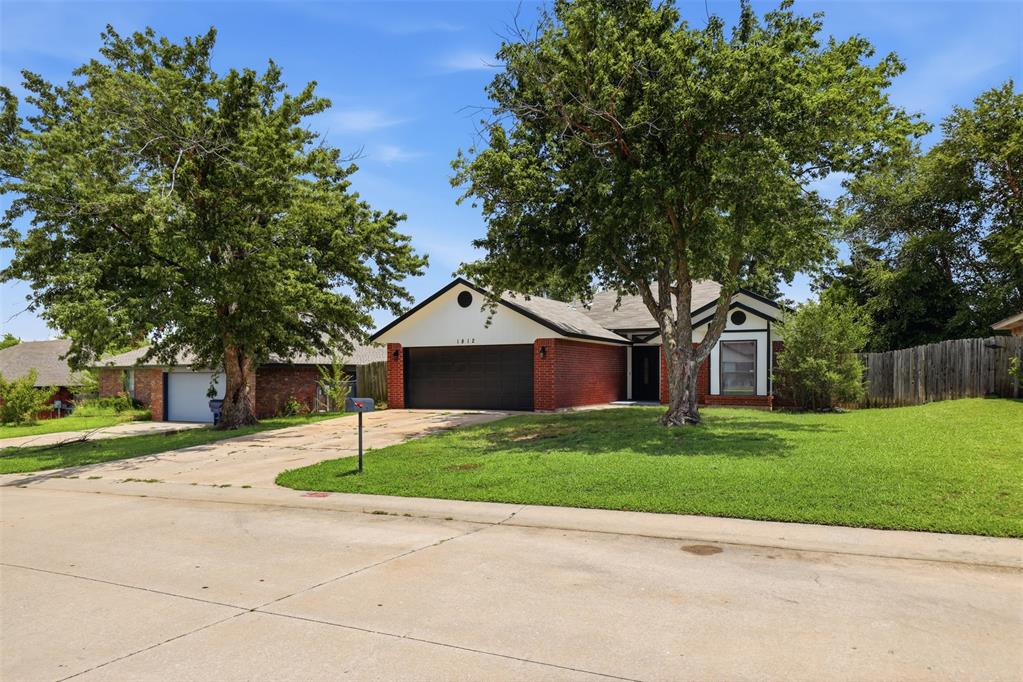 Homes for sale in Choctaw, OK | 1812 Cimarron Trl, Choctaw, OK 73020 | MLS# 1239749