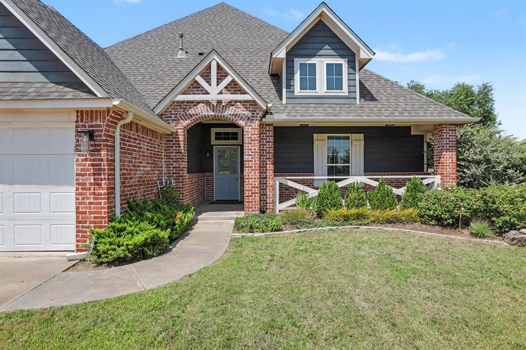 2nd image of 6233 Beverly Hills Dr, Edmond, OK 73034 | MLS# 1239759