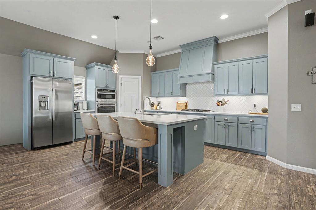 4th image of 6233 Beverly Hills Dr, Edmond, OK 73034 | MLS# 1239759