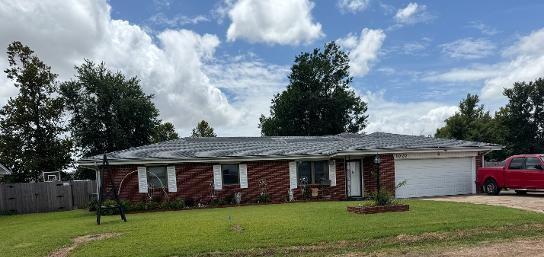 Homes for sale in Minco, OK | 1007 Sw Cedar Dr, Minco, OK 73059 | MLS# 1239860