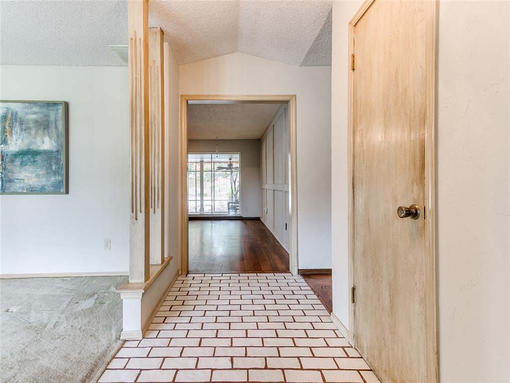 4th image of 106 N Trail Ridge Rd, Edmond, OK 73012 | MLS# 1239949