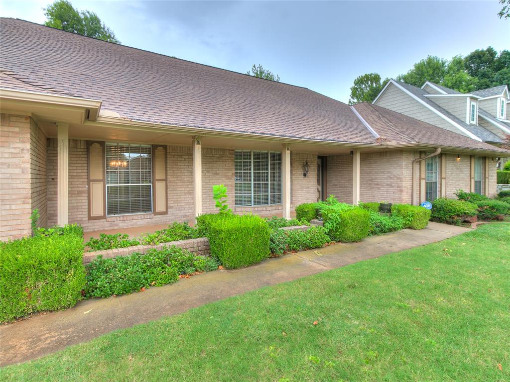 2nd image of 106 N Trail Ridge Rd, Edmond, OK 73012 | MLS# 1239949