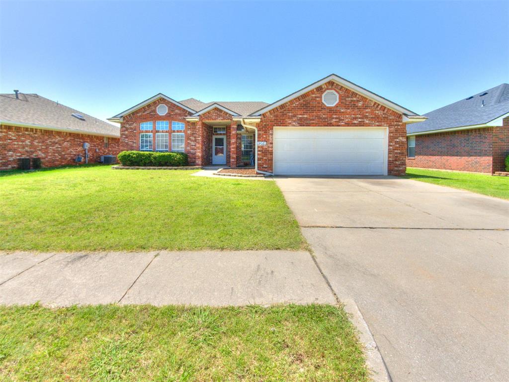 2nd image of 908 Se 36th St, Moore, OK 73160 | MLS# 1239970