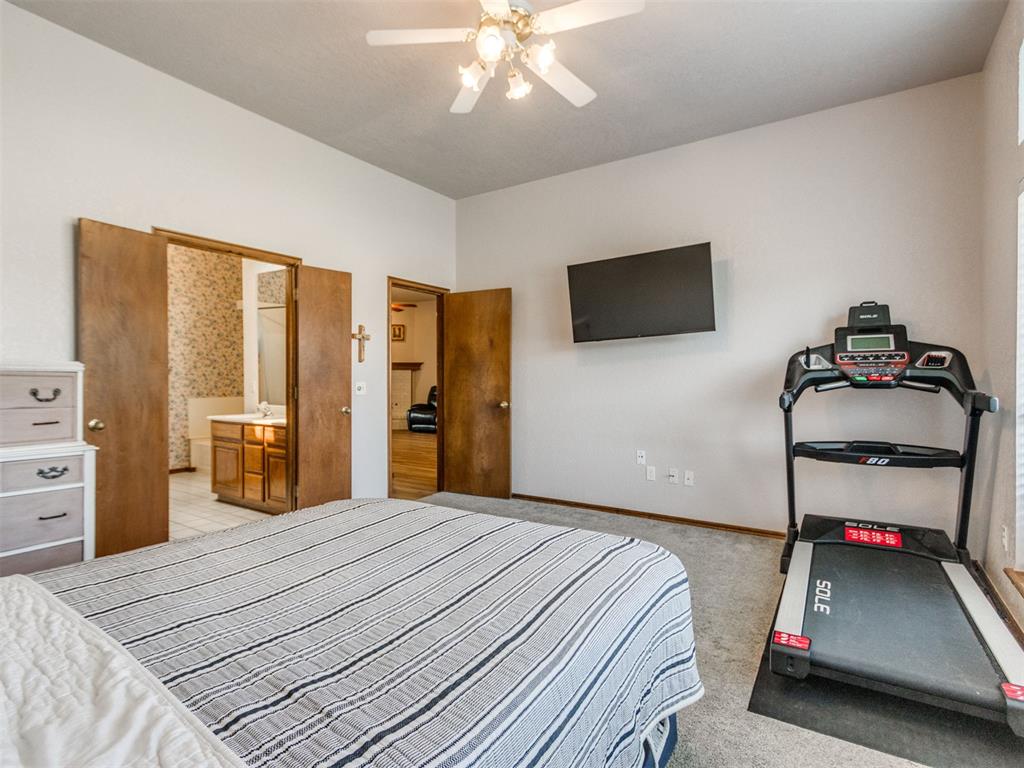 26th image of 908 Se 36th St, Moore, OK 73160 | MLS# 1239970