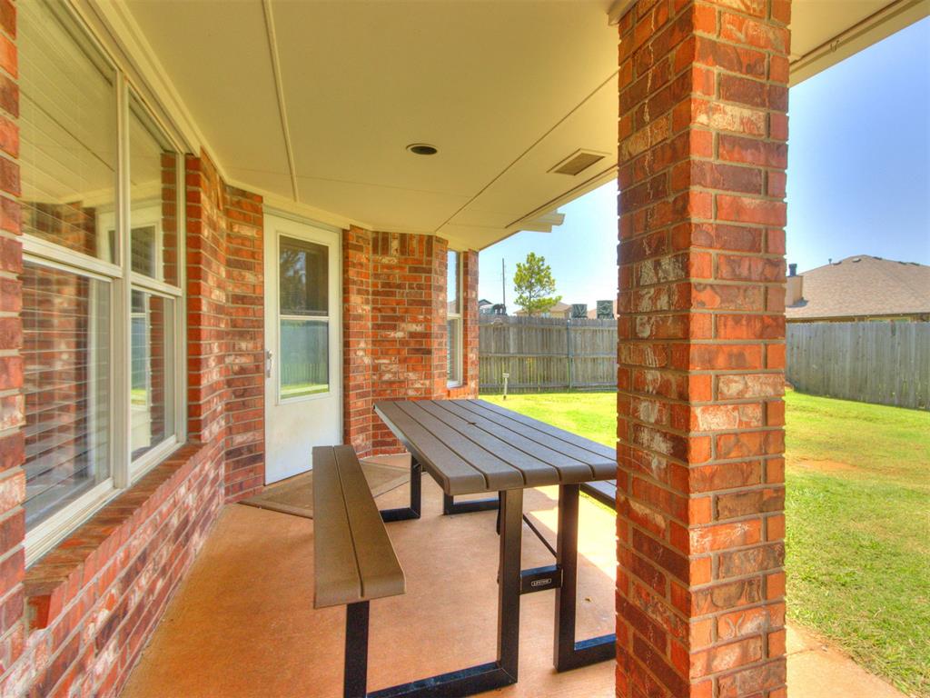 3rd image of 908 Se 36Th St, Moore, OK 73160 | MLS# 1239970