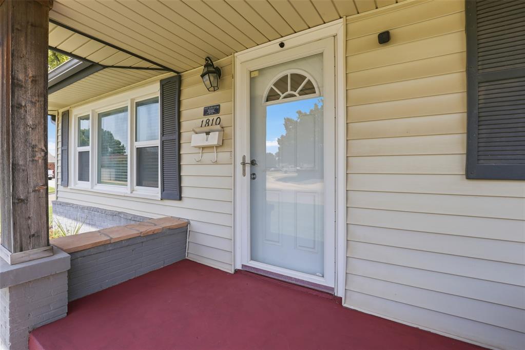 4th image of 1810 Ponca Ave, Enid, OK 73703 | MLS# 1240045