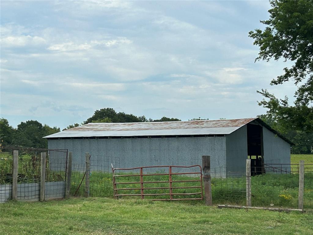 Homes for sale in Sallisaw, OK | 466774 E 1070 Rd, Sallisaw, OK 74955 | MLS# 1240130