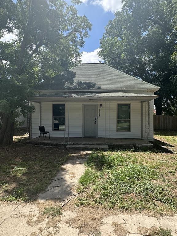 Homes for sale in Carnegie, OK | 224 W 1st St, Carnegie, OK 73015 | MLS# 1240172