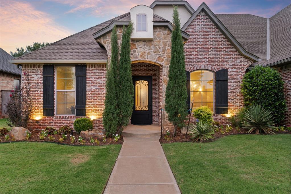 2nd image of 15205 Kestral Lake Dr, Edmond, OK 73013 | MLS# 1240402