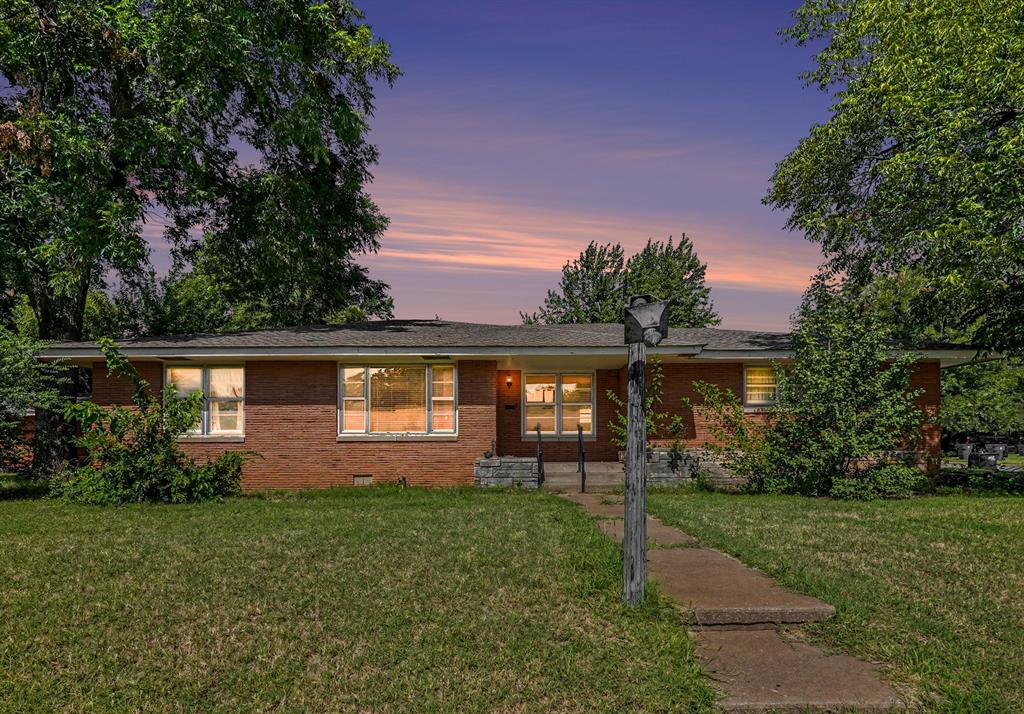 Homes for sale in Anadarko, OK | 502 W Alabama Ave, Anadarko, OK 73005 | MLS# 1240537