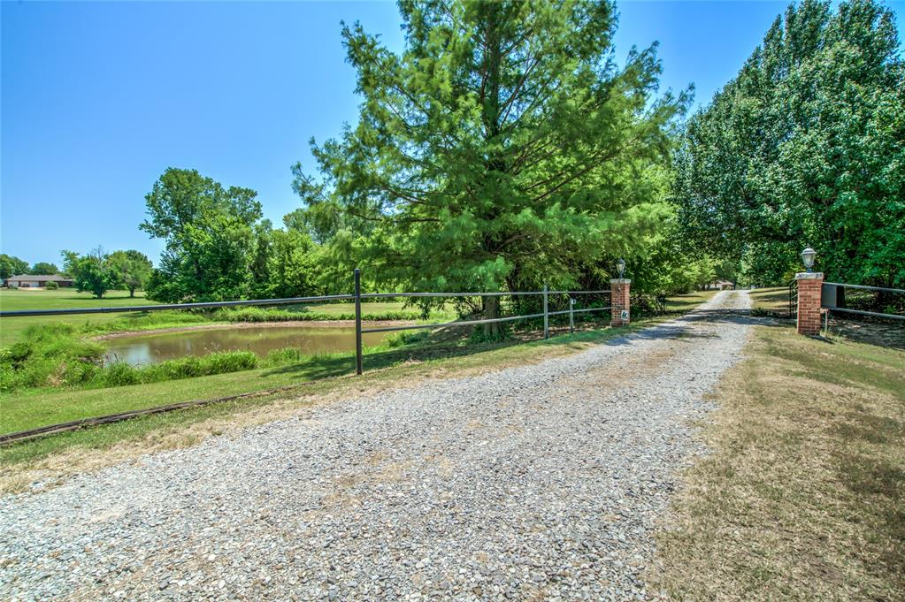 2nd image of 14300 W Wilshire Blvd, Yukon, OK 73099 | MLS# 1240597