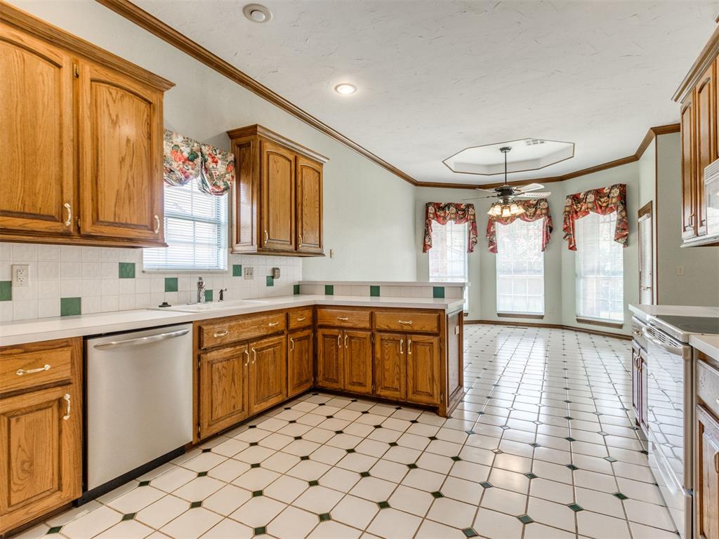 2nd image of 1408 Sw 113th St, Oklahoma City, OK 73170 | MLS# 1240601
