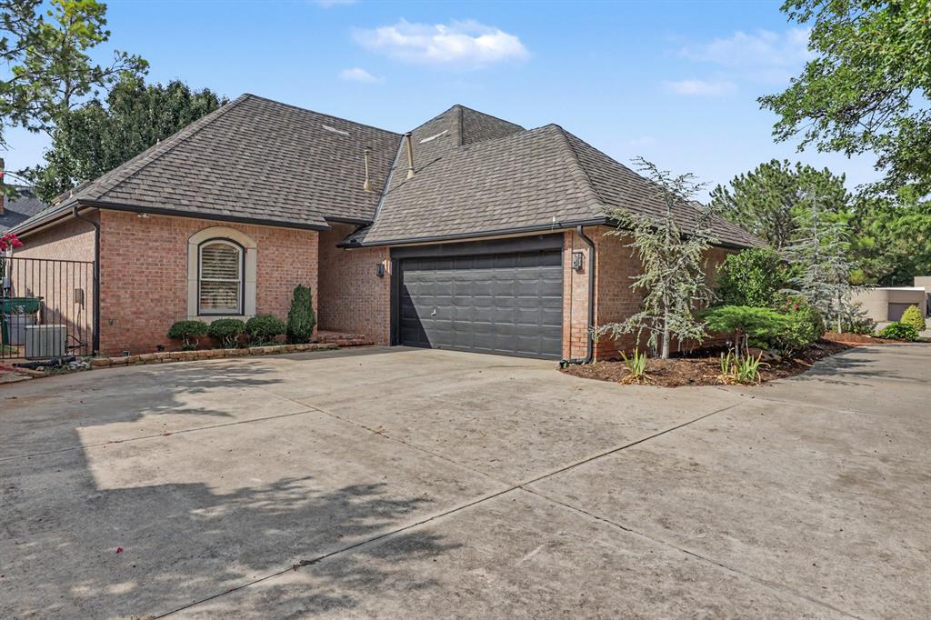 4th image of 12617 Val Verde Dr, Oklahoma City, OK 73142 | MLS# 1240888