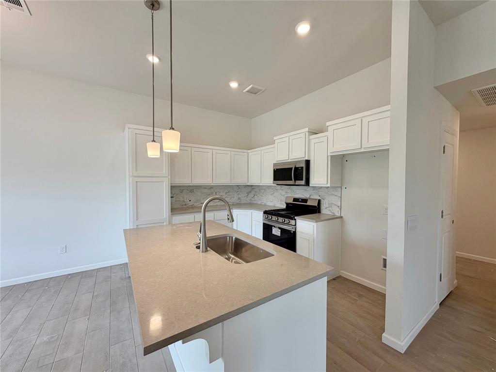 5th image of 1117 Redwood Creek Dr, Yukon, OK 73099 | MLS# 1240926