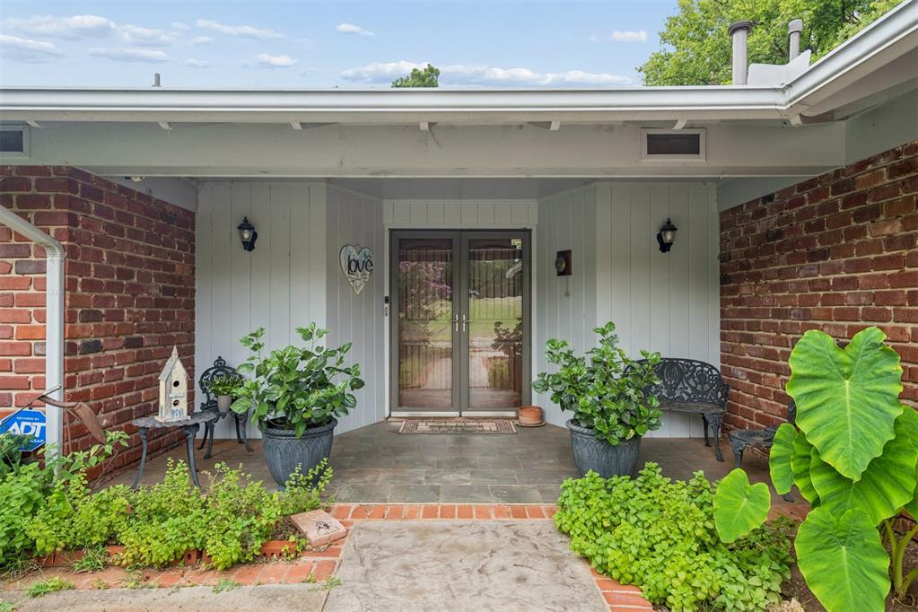 1st image of 9409 Silver Lake Dr, Oklahoma City, OK 73162 | MLS# 1240982