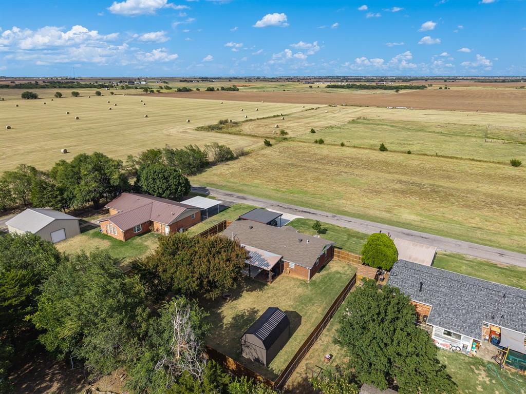 2nd image of 302 Park Dr, Union City, OK 73090 | MLS# 1241115